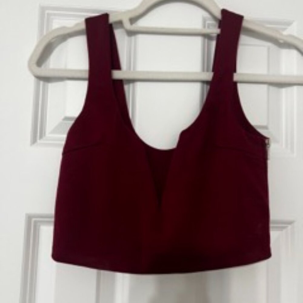 Deep V Going Out Tank